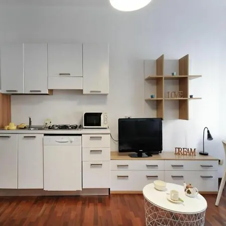 Poggibonsi By Halldis Apartment Milan