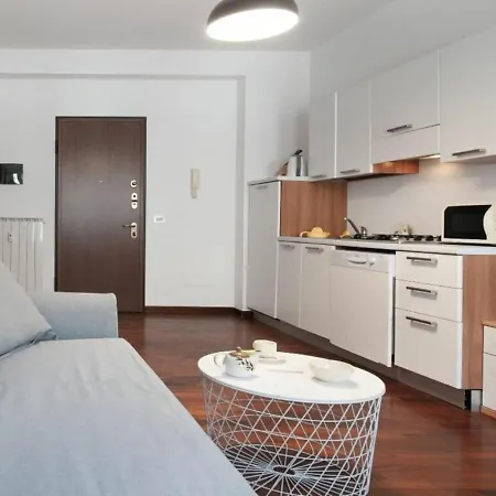 Poggibonsi By Halldis Apartment *