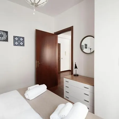Apartment Poggibonsi By Halldis Milan